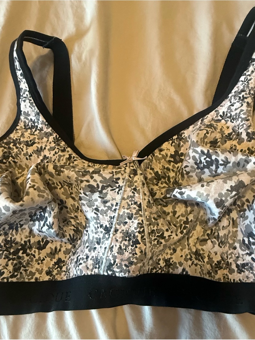 Cacique Floral Wireless Full Coverage Bra in Ivory and Black